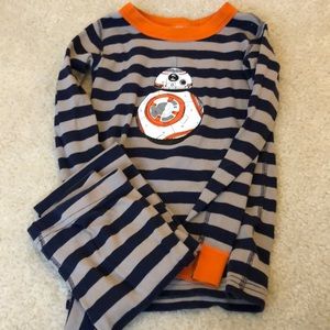 Hanna andersson bb8 pajamas
